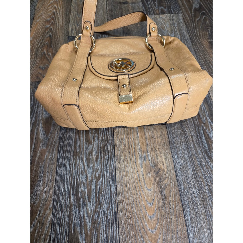 Michael Kors Fulton Shoulder Bag Pebbled Leather Tan Gold Hardware Tote - Picture 7 of 9